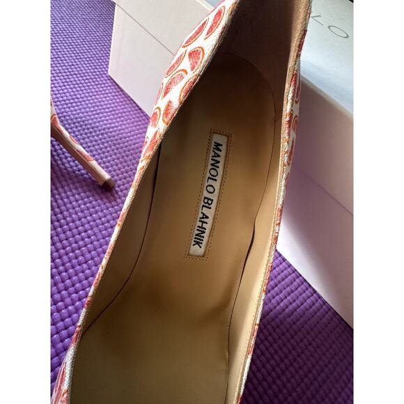 $745 Manolo Blahnik Pumps Size 37 EU 7 US NEW White Orange Linen Grapefruit - Picture 3 of 12
